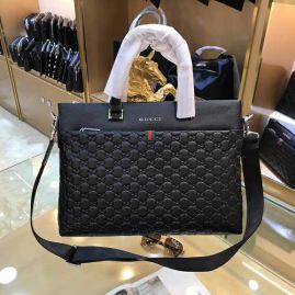 Picture of Gucci Mens Bags _SKUfw105059000fw